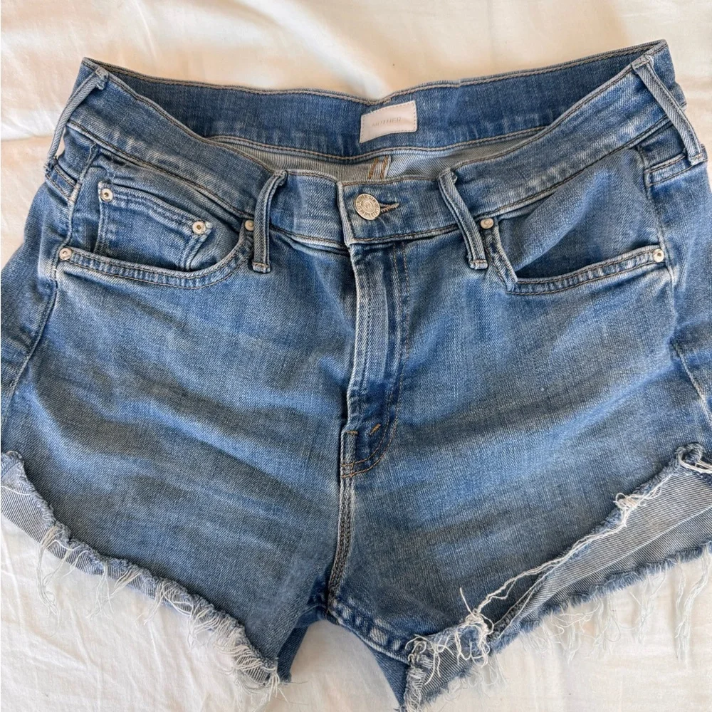 MOTHER DENIM Rascal Slit Flip Shorts - Picture 2 of 6